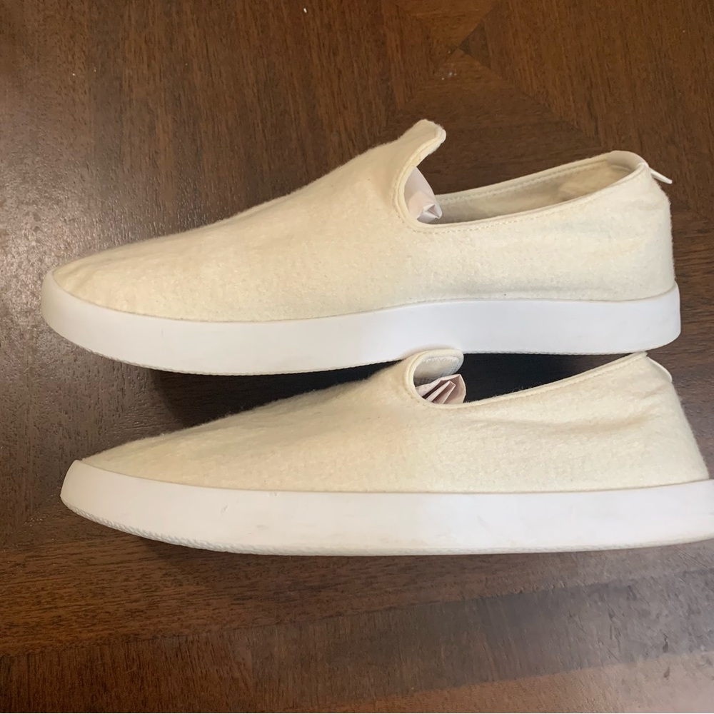 Allbirds slip on cream off white color size 11